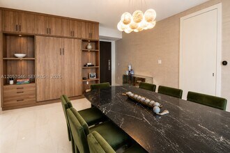 Building Photo - 300 Biscayne Blvd