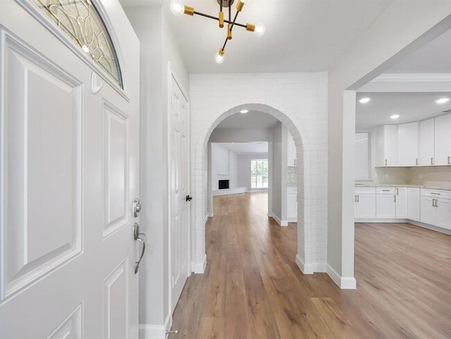 Building Photo - 13546 Wimbledon Dr
