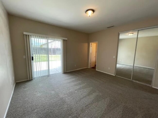 Building Photo - 12812 Westbury Dr