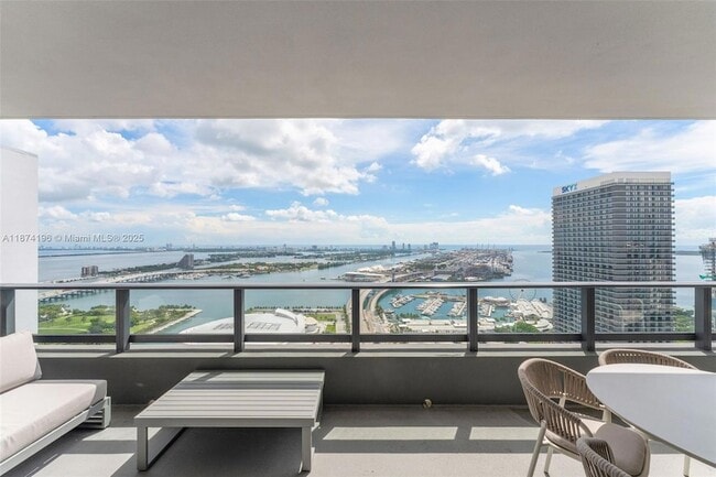 Photo - 159 NE 6th St Apartment