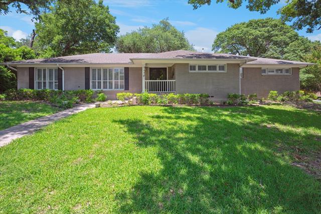 Primary Photo - 6441 Linden Ln