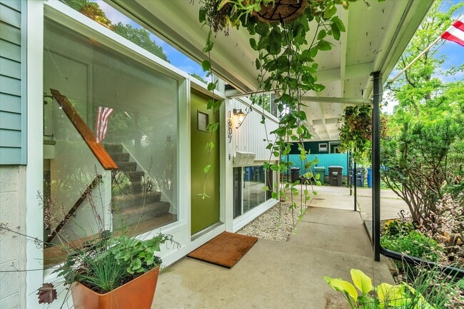 Photo - 1807 Fair St House