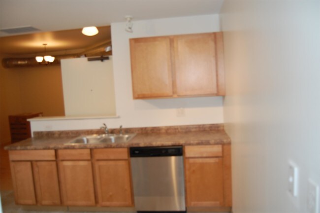Photo - 181 Snelling Ave N NE