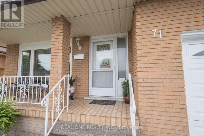 Photo du bâtiment - 71 Morgan Rd