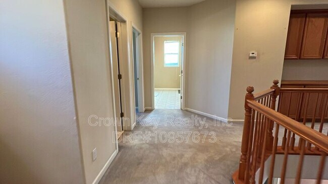 Building Photo - 4363 Lindsey Ln