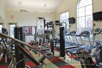 Interior Photo - The Lakes at Turtle Creek Apartment Homes