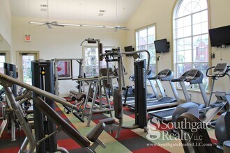 Interior Photo - The Lakes at Turtle Creek Apartment Homes