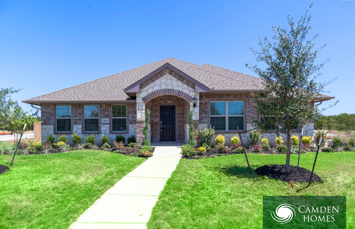 Foto principal - 14570 Gorge Dr