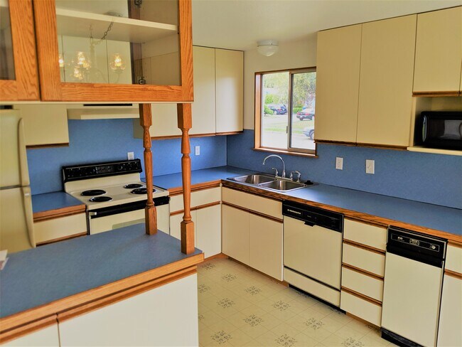 Foto del edificio - 7801 S Cushman Ave