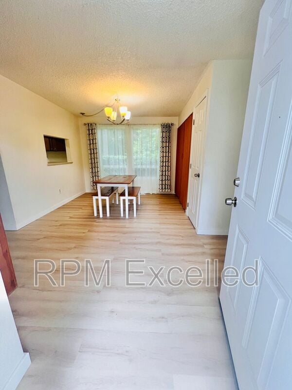 Building Photo - 13713 SE 258th Pl