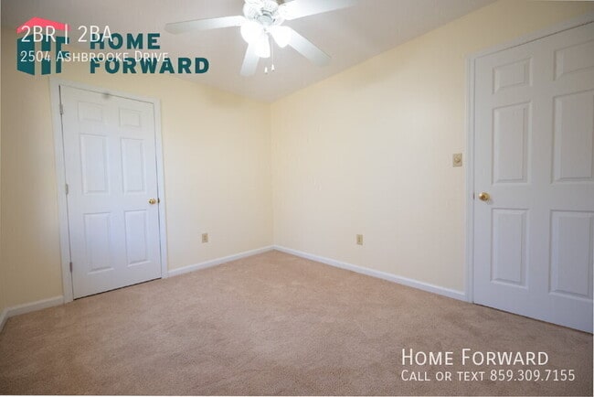 Building Photo - 2504 Ashbrooke Dr