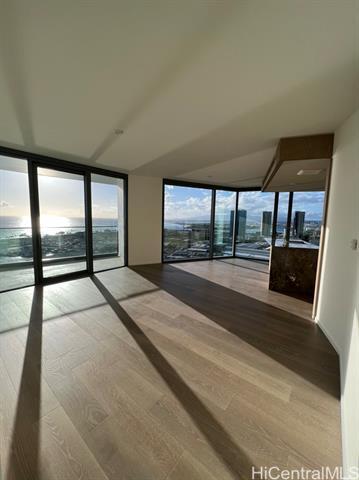 Foto principal - 1000 Auahi St