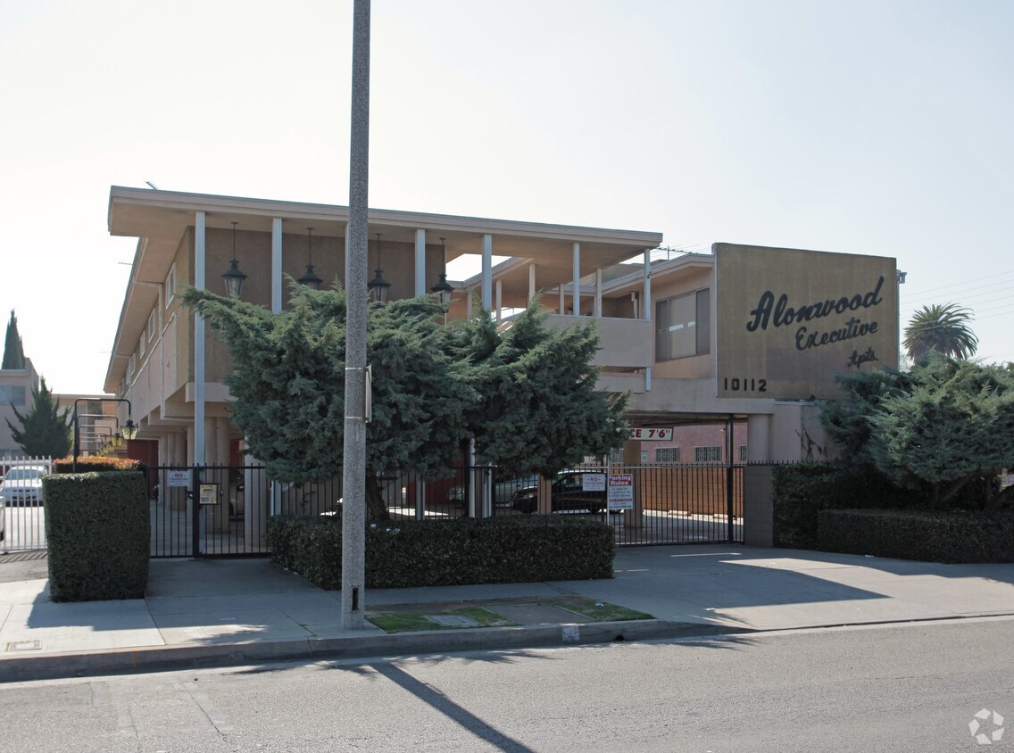 Foto del edificio - Alonwood Executive Apartments