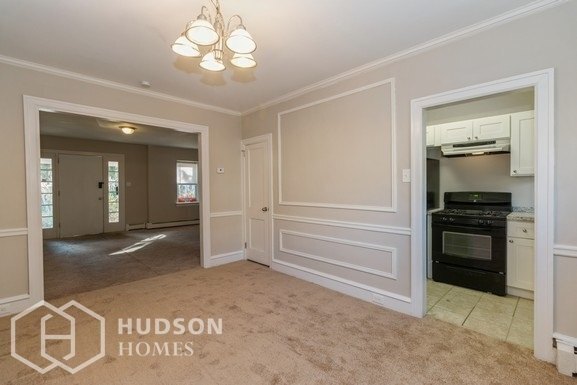 Foto del edificio - 6617 Morris Park Rd