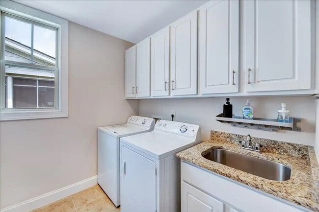 Building Photo - 1708 Hemby Ridge Ln