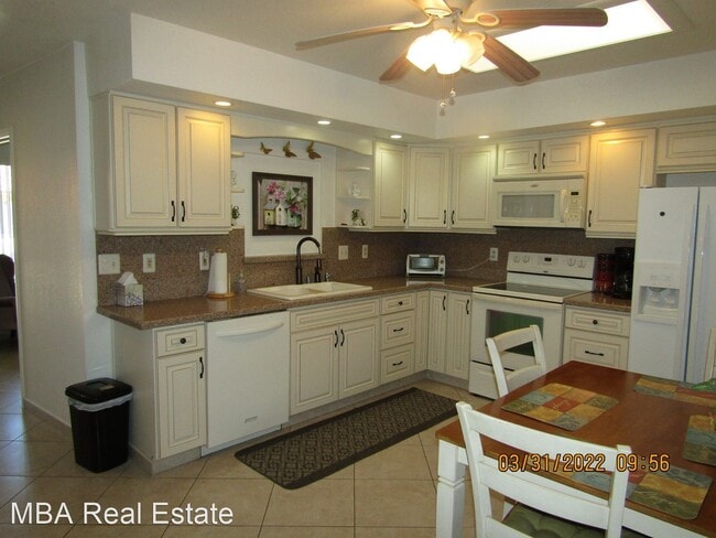 Foto del edificio - 2 br, 2 bath House - 2311 S Farnsworth Dr #88