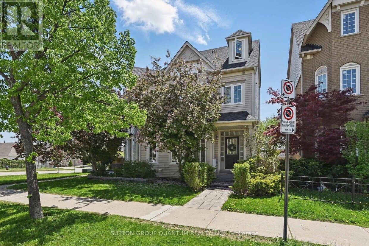 Photo principale - 180 Glenashton Dr