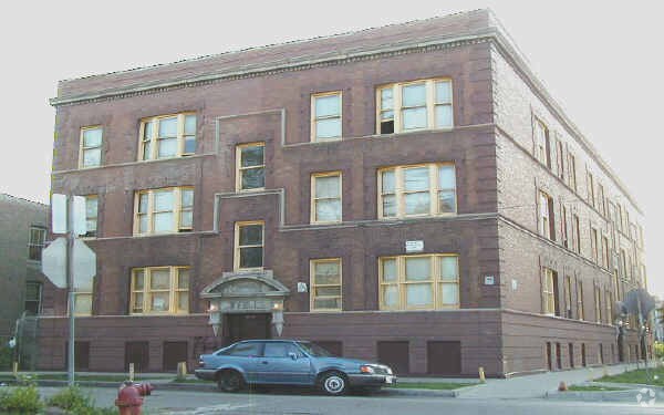 Foto principal - 1863-1865 S Lawndale Ave