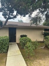 Building Photo - 4814 E Rialto Ave