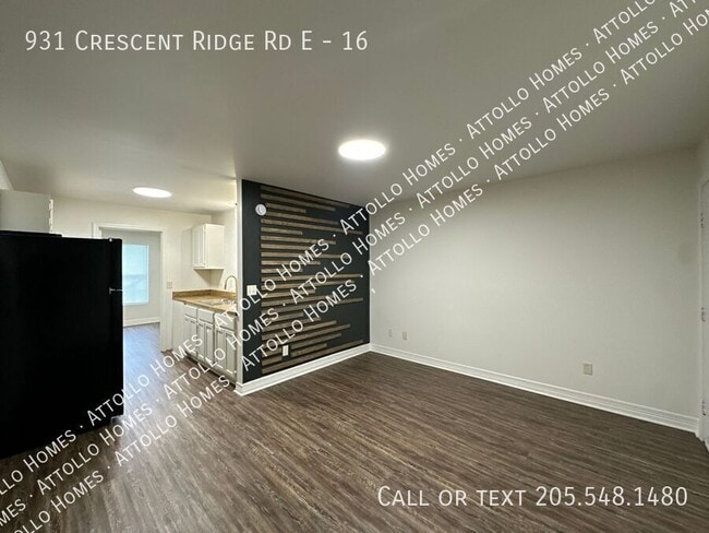 Building Photo - 931 Cres Rdg E Rd