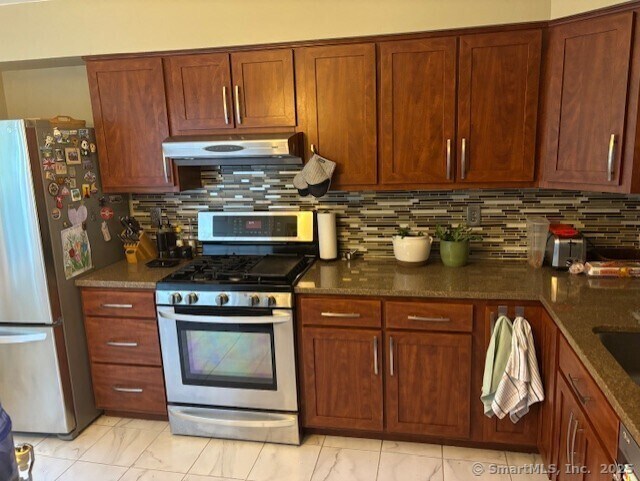 Foto del edificio - 9 Shadowwood Cir