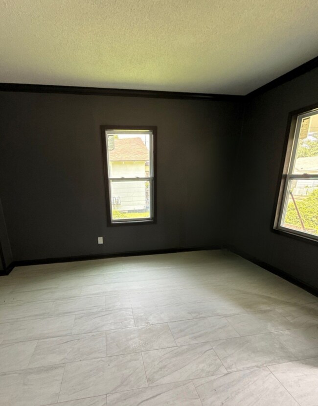 Foto del edificio - 2543 Pershing Ave