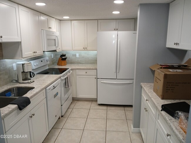 Foto del edificio - 1253 Harbour Point Dr