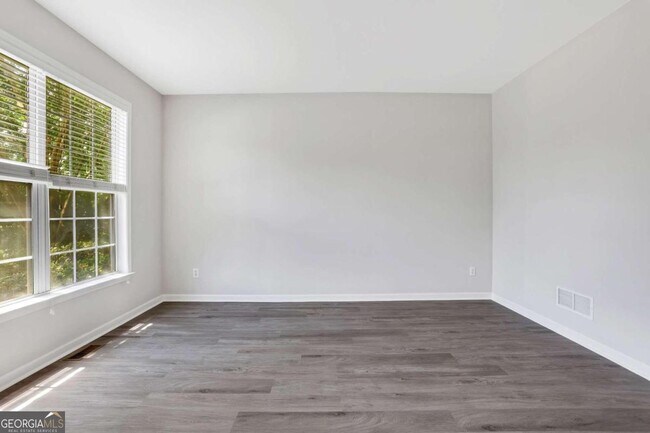 Foto del edificio - 11420 Crossington Rd