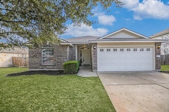 Building Photo - 906 Washburn Dr