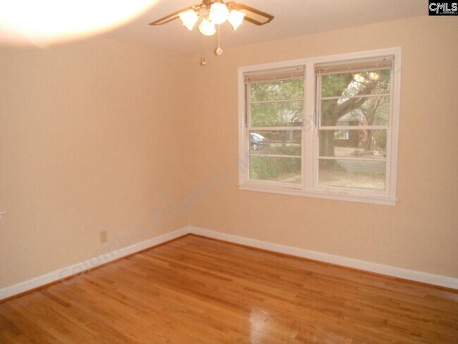 Building Photo - 913 Huntington Ave