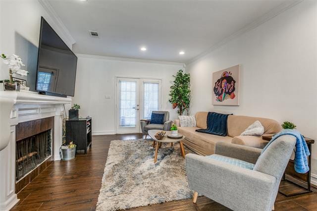 Building Photo - 3550 Country Square Dr
