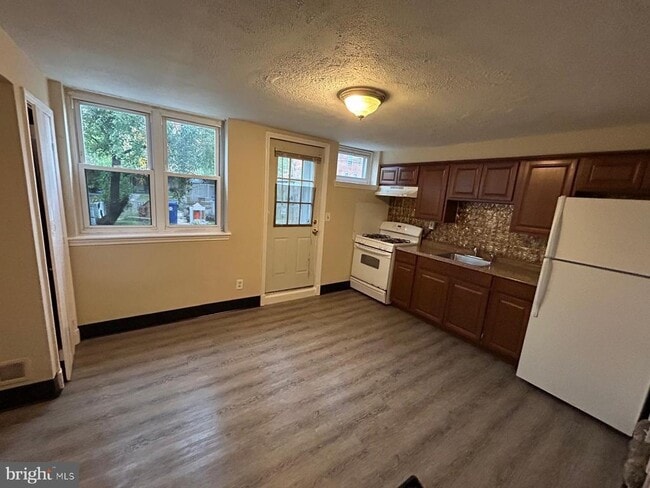 Building Photo - 4116 Raymonn Ave