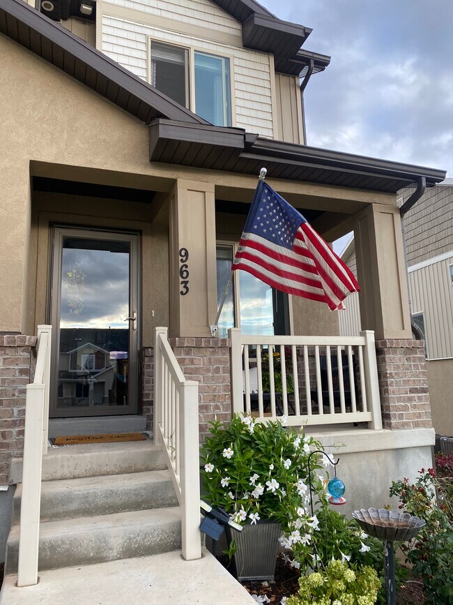 Foto del edificio - 963 N Apple Seed Ln