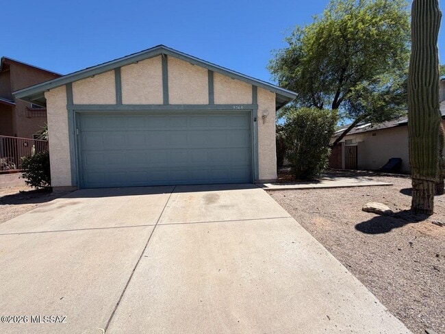 Foto del edificio - 9368 N Hampshire Dr
