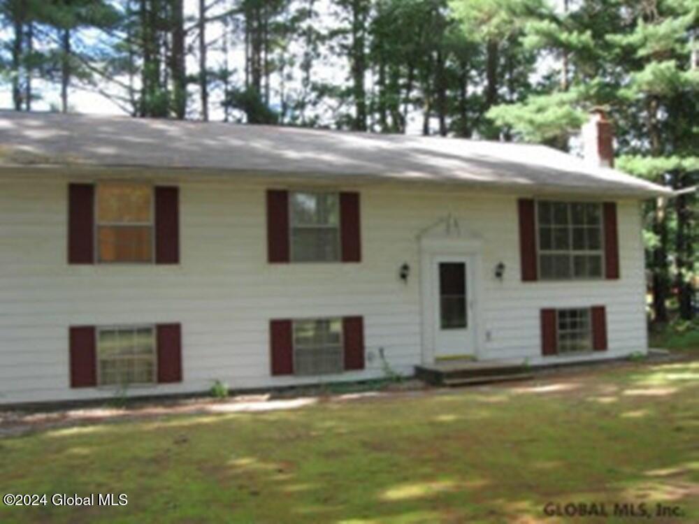 Foto principal - 12 Evergreen Ave