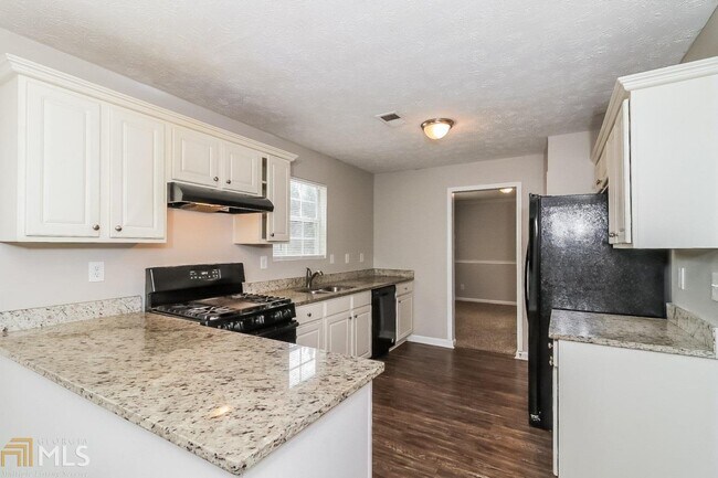 Building Photo - 983 Carriage Trace Cir