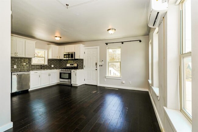 Building Photo - 4801 Avenue H