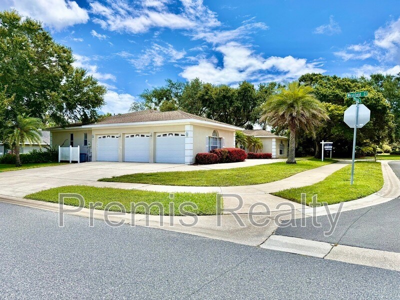 Photo - 642 Weathersfield Dr