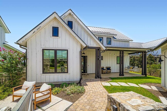 Foto del edificio - 19517 Flying J Blvd