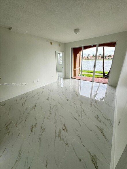 Building Photo - 6360 NW 114th Ave