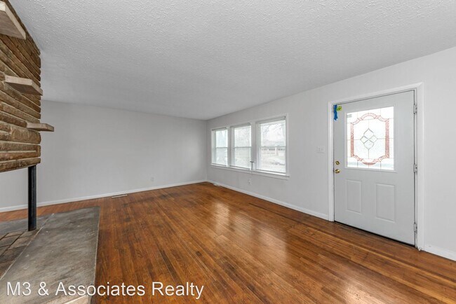 Foto del edificio - 3 br, 1 bath House - 1272 Zettler Road