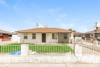 Building Photo - 619 S Sirrine