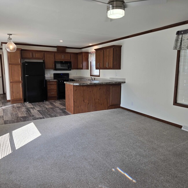 Building Photo - 318 Autumn Park Dr