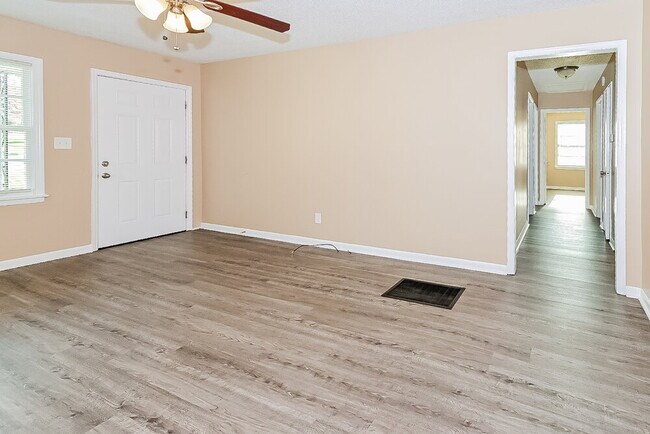 Foto del edificio - 2516 4th Way NW