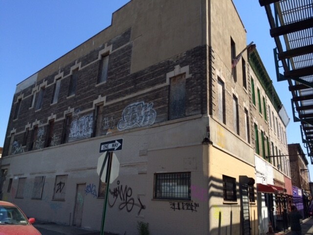Building Photo - 3059 Fulton St