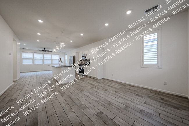 Foto del edificio - 1857 W 22nd Ave