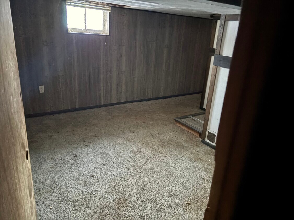 Foto del edificio - 135 Chandler Blvd