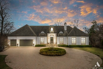 Building Photo - 11361 W Plainfield Rd