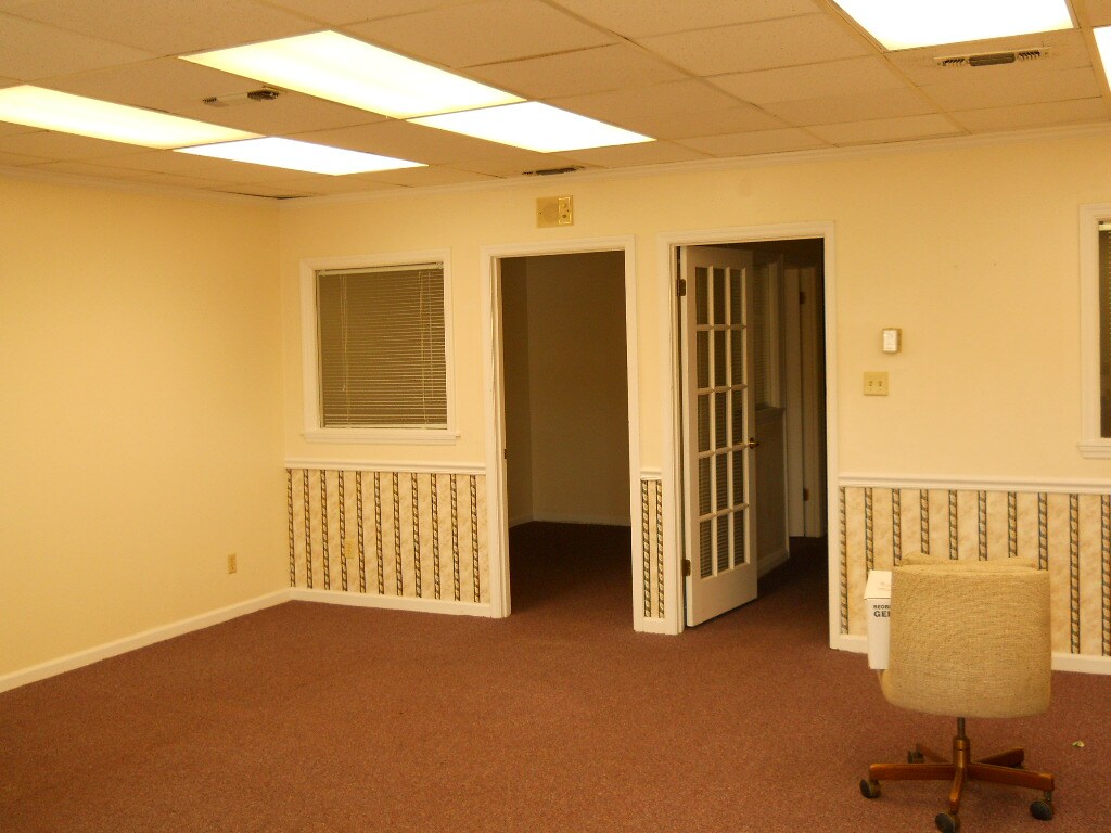 Primary Photo - 5805 Lee Hwy