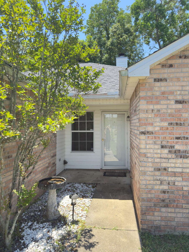 Building Photo - 968 Southern Oaks Ct